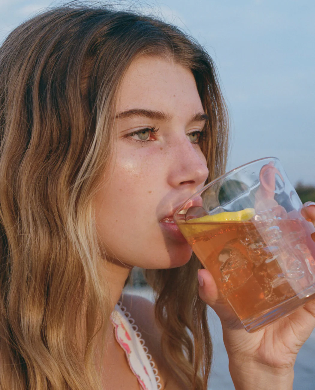 Energy Drink - Sparkling Peach Tea - Image 3